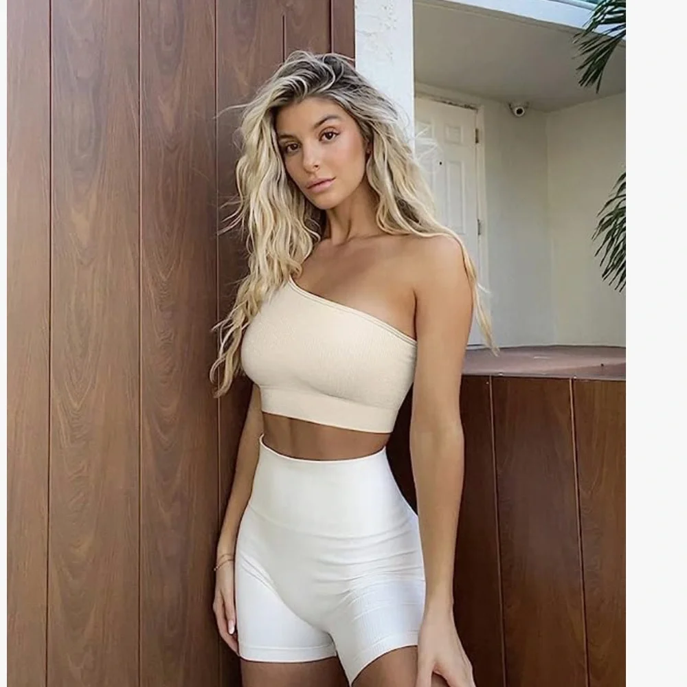 Women's 3 Piece Medium Support Crop Top - NWT Size Medium - Picture 3 of 5